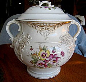 Kristin Holt | Chamber Pots and the Old West. Very fancy chamber pot, as seen on Pinterest