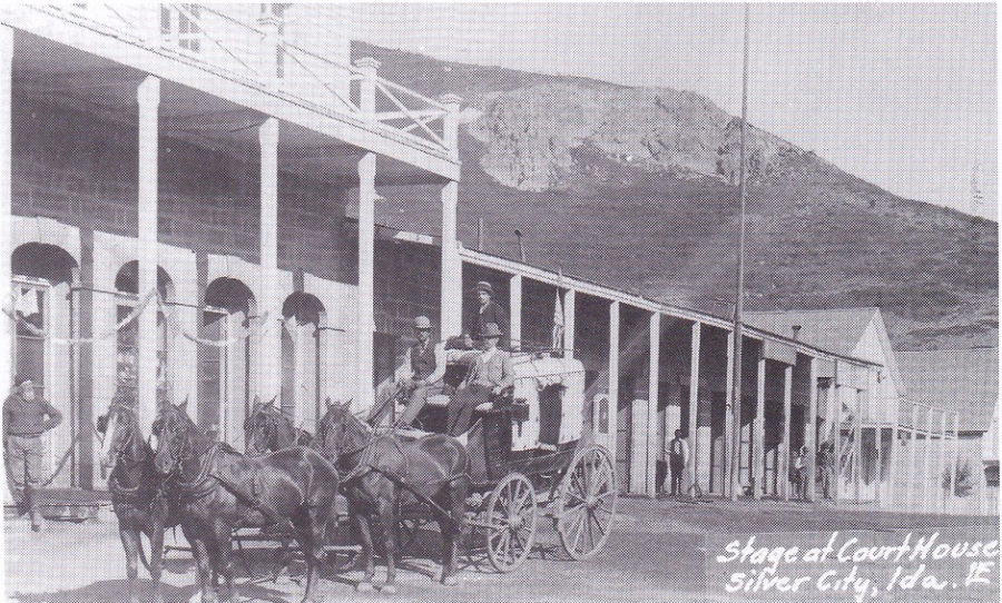 Kristin Holt | Historic Silver City, Idaho. Vintage photograph: Stage at courthouse, Silver City, Idaho Territory. Image courtesy of Leblogusadedom (see link).