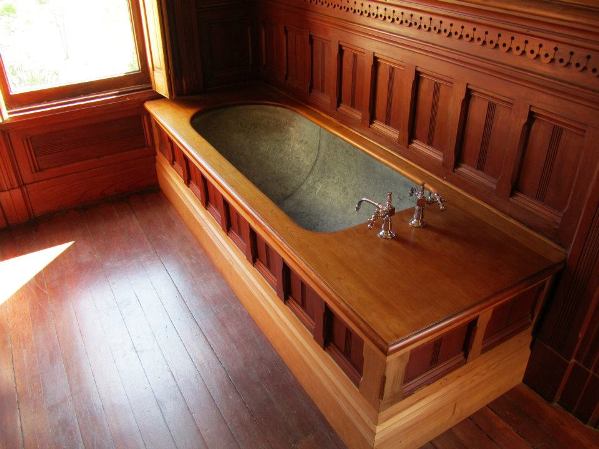 Kristin Holt | Indoor Plumbing in Victorian America. Photo: The Captain George Flavel House in Astoria, Oregon, is a fine example of a restored Victorian Queen Anne house, with a full bath upstairs and a half-bath on the main floor.