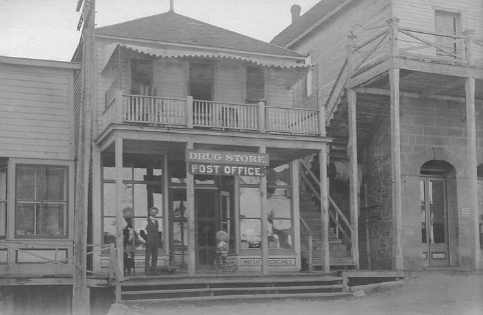 Kristin Holt | Historic Silver City, Idaho. Vintage photograph featuring Getchell Drug Store and Post Office, Silver City (privately owned). Image courtesy of leblogusadedom.com. 