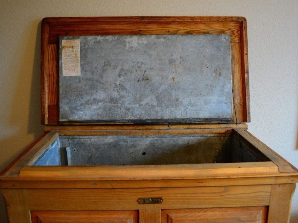 Kristin Holt | Victorian Refrigerators (a.k.a. Icebox). Open upper lid of ice compartment; icebox currently for sale on ebay.