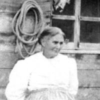 Kristin Holt | What Did Pioneers Use for Quilt Batt? Photograph of Rosetta Stringer Pickett, Kristin Holt's third-great grandmother.
