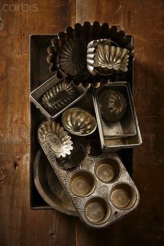 Kristin Holt | Victorian Cake: Tins, Pans, Moulds. Collection of Victorian cake pans, tins, moulds, gem pans, etc. Courtesy of Pinterest.