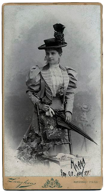 Kristin Holt | Ladies Fashions: Huge Sleeves of the 1890s. "Puff Sleeves, 1890s." Vintage Cabinet Card Photo by Jan Langshans, saved from Flicker to Pinterest.