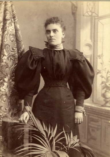 Kristin Holt | Ladies Fashions: Huge Sleeves of the 1890s. Vintage Victorian photograph of woman in dark dress, sporting enormous sleeves. Late 1890s. Image: Pinterest.