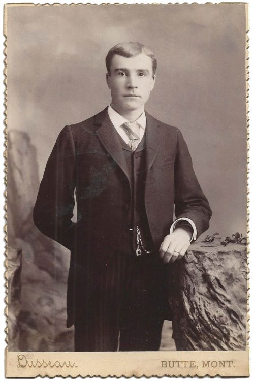 Kristin Holt | The Victorian Man's Suit of Clothes. Late Victorian American Cabinet Card dated 1889 to 1890; a handsome, well-dressed young man in his proper suit of clothes.